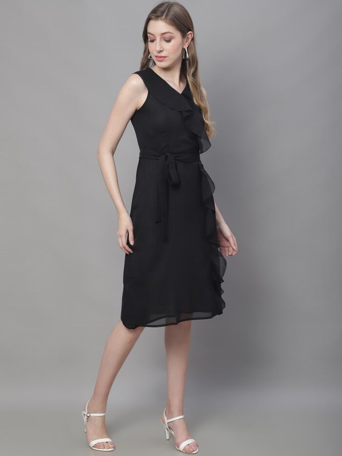Women's Black Solid Color Ruffles Detail Midi Dress