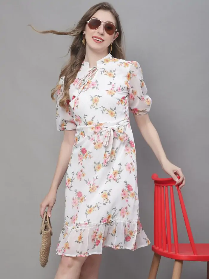 Women's Off White Floral Print Tie-Up Neck Midi Dress
