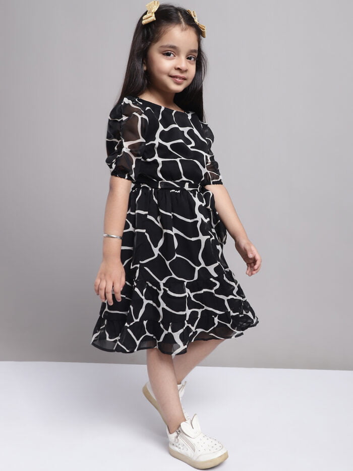 Girls Black & White Checked Printed Puff Sleeves Tiered Dress