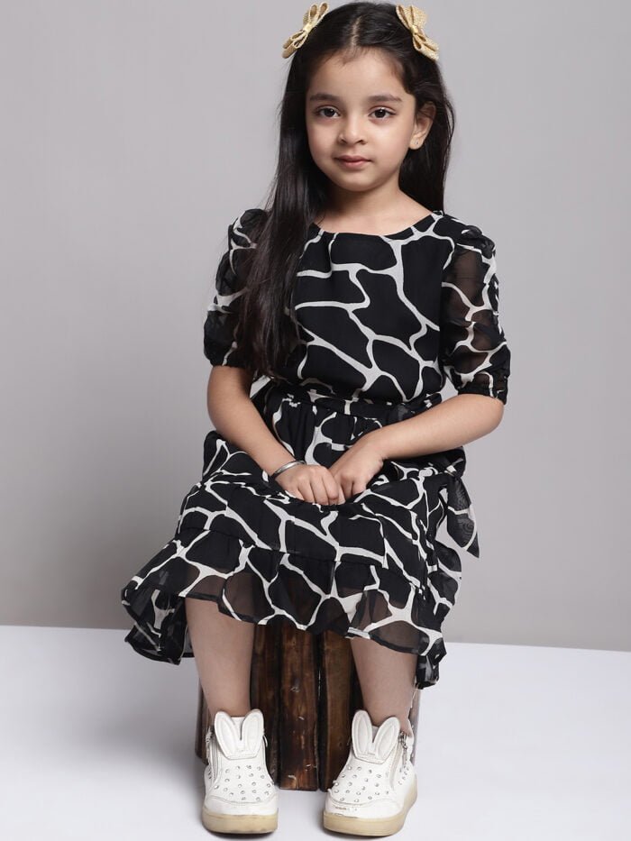 Girls Black & White Checked Printed Puff Sleeves Tiered Dress