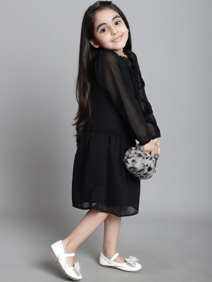 Girls Black Solid Color Gathered Kids Dress