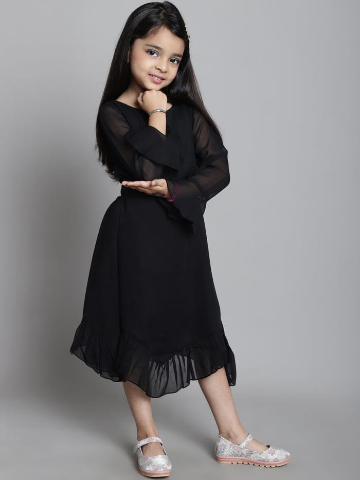 Girl Black Solid Color Bell Sleeves Midi Kids Dress