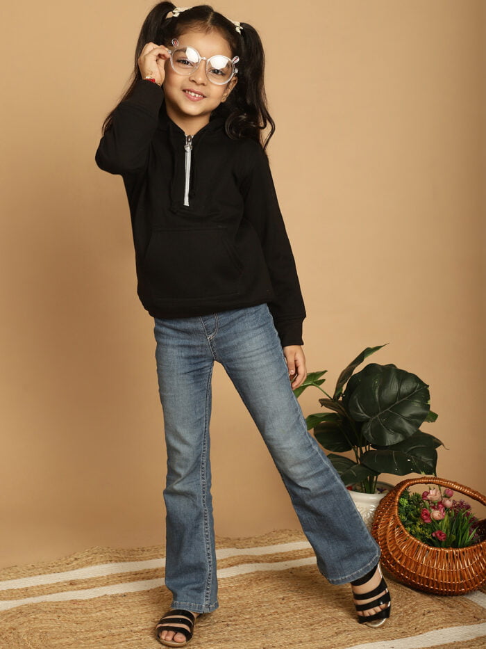 Girl Black Solid Color Cotton Knitted Kids Sweatshirt